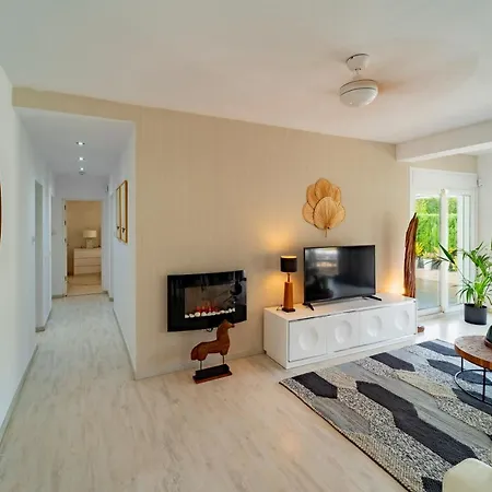 Emma By The Sea With Private Pool Villa Marbella